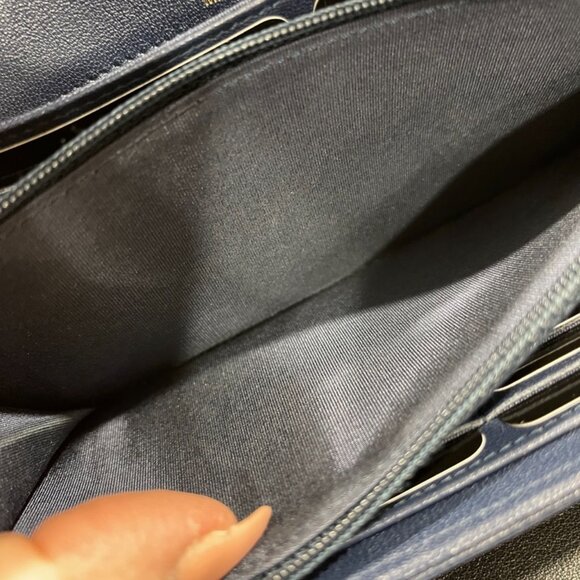 Chanel Sheepskin Chevron Quilted Mademoiselle Flap Wallet Navy (144712) - Picture 13 of 15